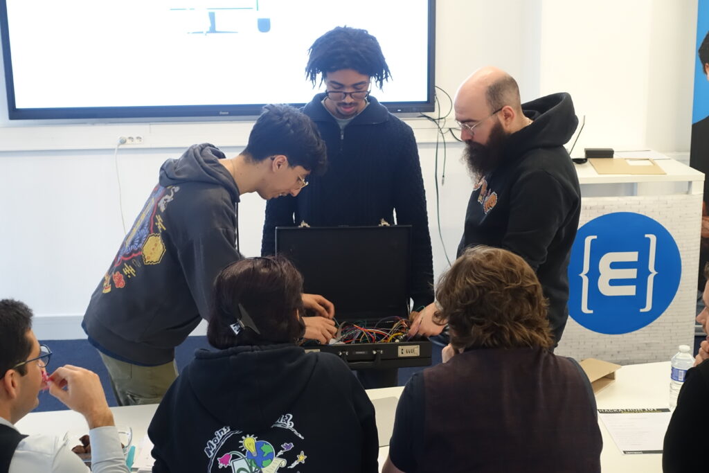 Hackathon Epitech Get Out