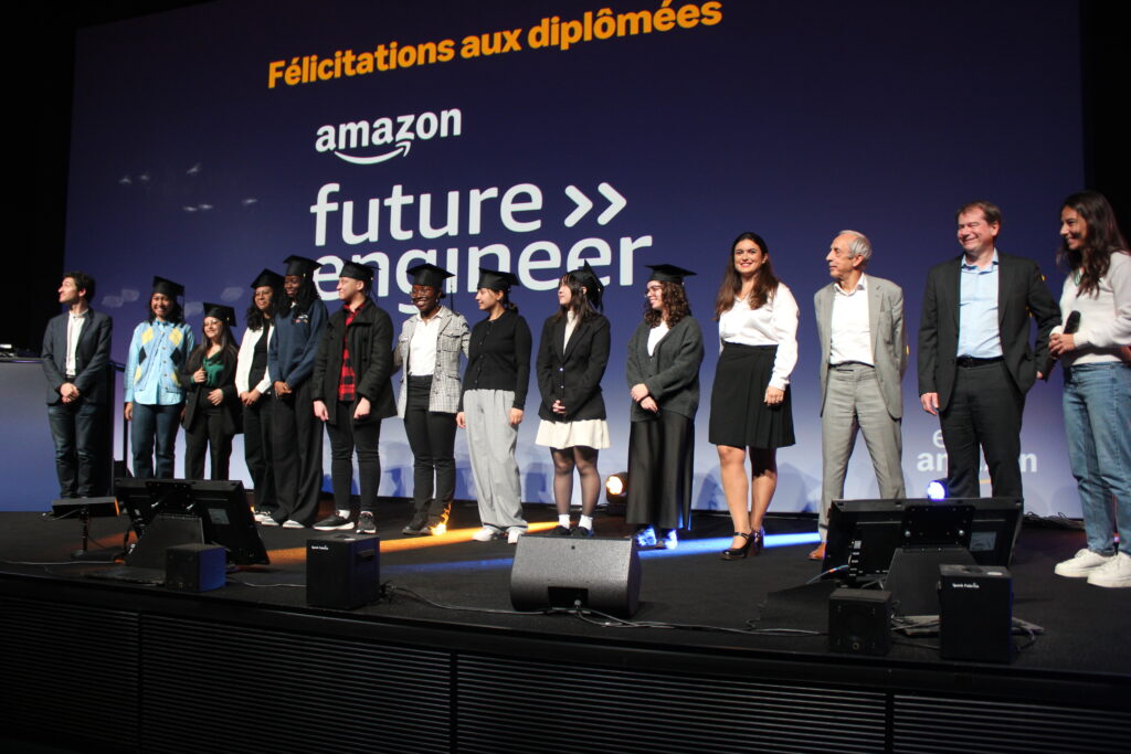Bourse Amazon fille informatique, inclusion, critères sociaux Epitech boursière. école ingénieur Paris Bordeaux Lyon Lille Marseille Nice Montpellier Nantes Rennes