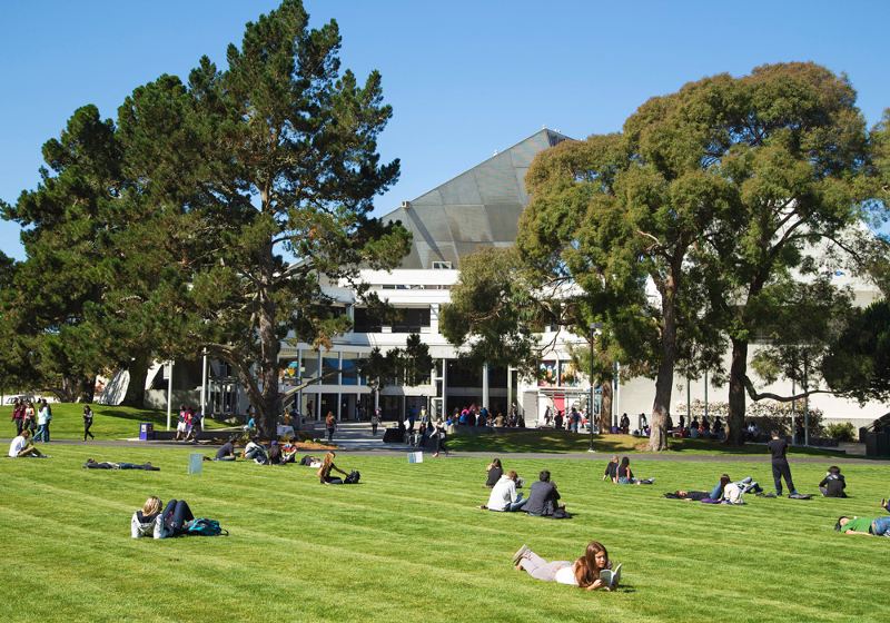 Mobilité Californie&nbsp;: les programmes d’études à l’international présentés par nos universités partenaires aux étudiants d’Epitech